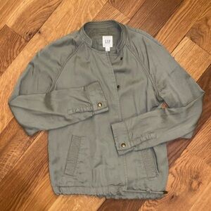 Gap Women’s Green Lightweight Utility Jacket